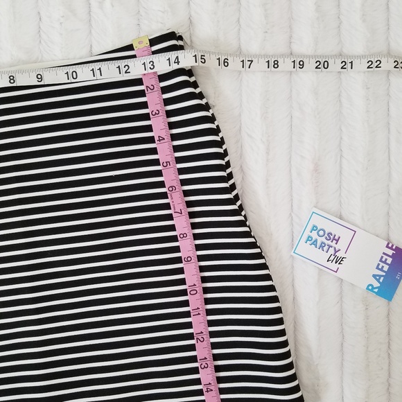 necessary objects  black and white striped scalloped edge skirt Med circle NWT - Picture 3 of 7